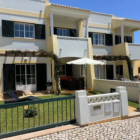 30 Terracos De - Casa Domingos ベナジル